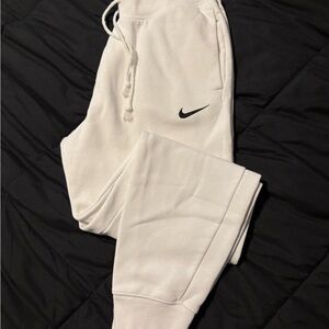 Nike Kids Cream Joggers with Black Logo